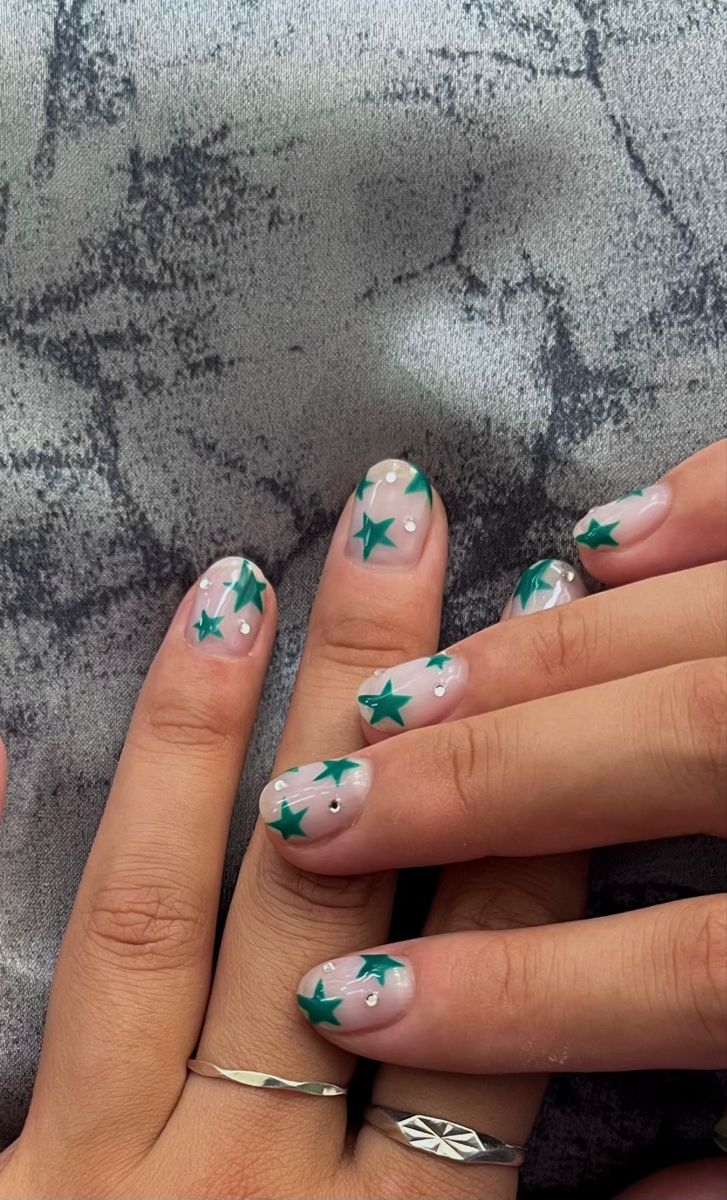 Nail Inspo Green Stars And Gem