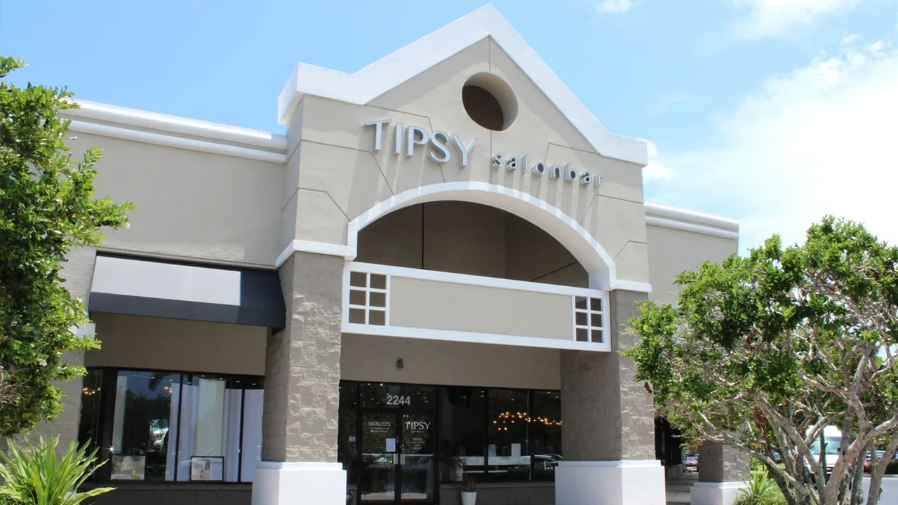 Nail Salon 33426 Tipsy Salonbar Boynton Beach FL 33426 Professional Nail Care