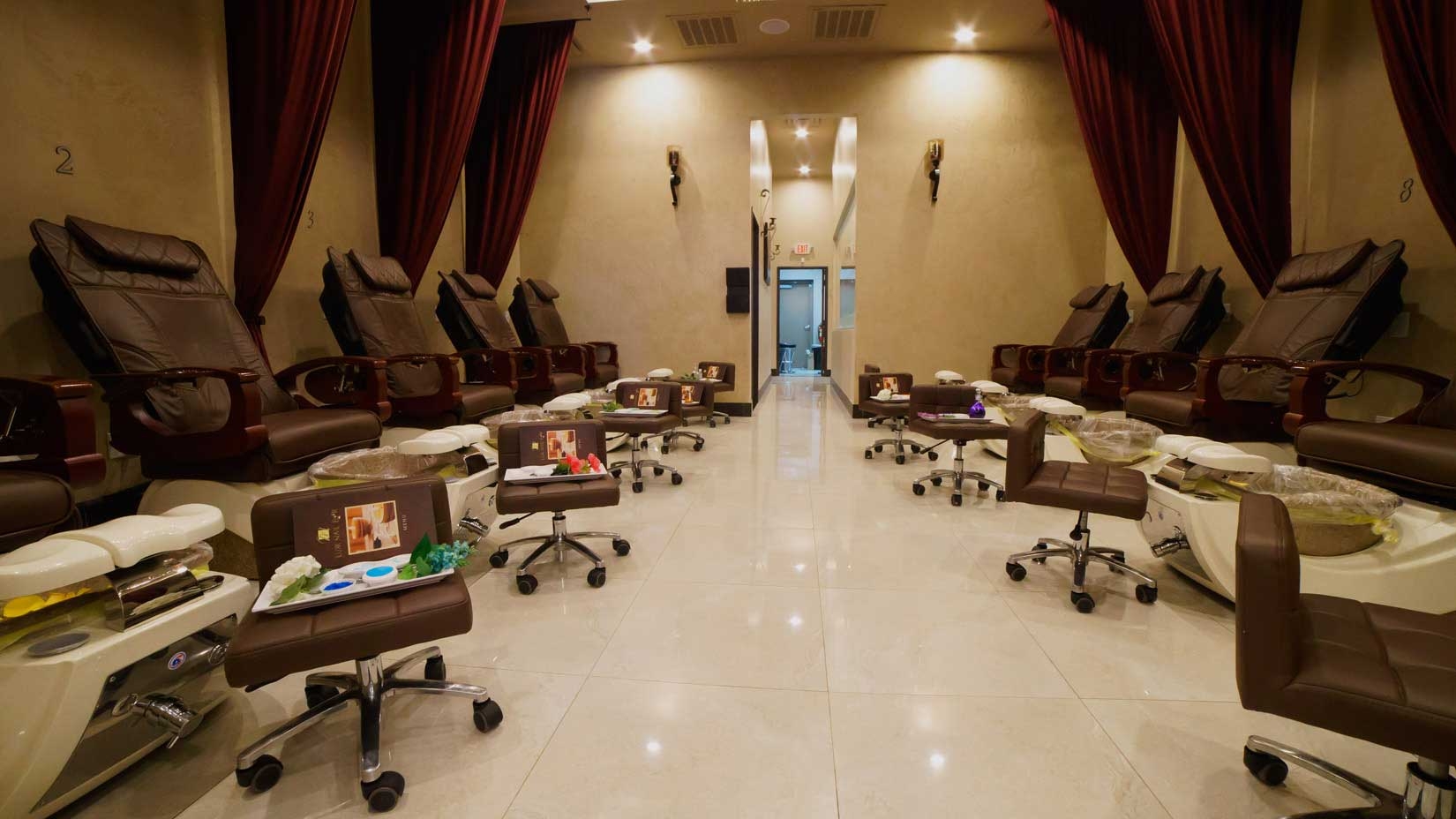 Nail Salon 78130 Luxx Nail Bar Of New Braunfels TX Acrylic Nails Spa Pedicure Gel Manicure Waxing