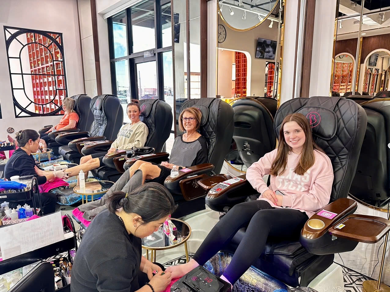 nail salon lubbock