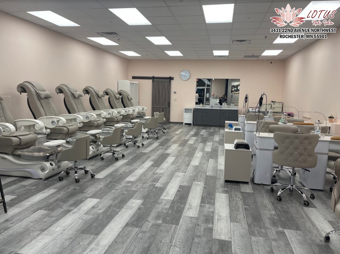 Nail salon Rochester MN 55901 Lotus Nails Salon 9 jpg