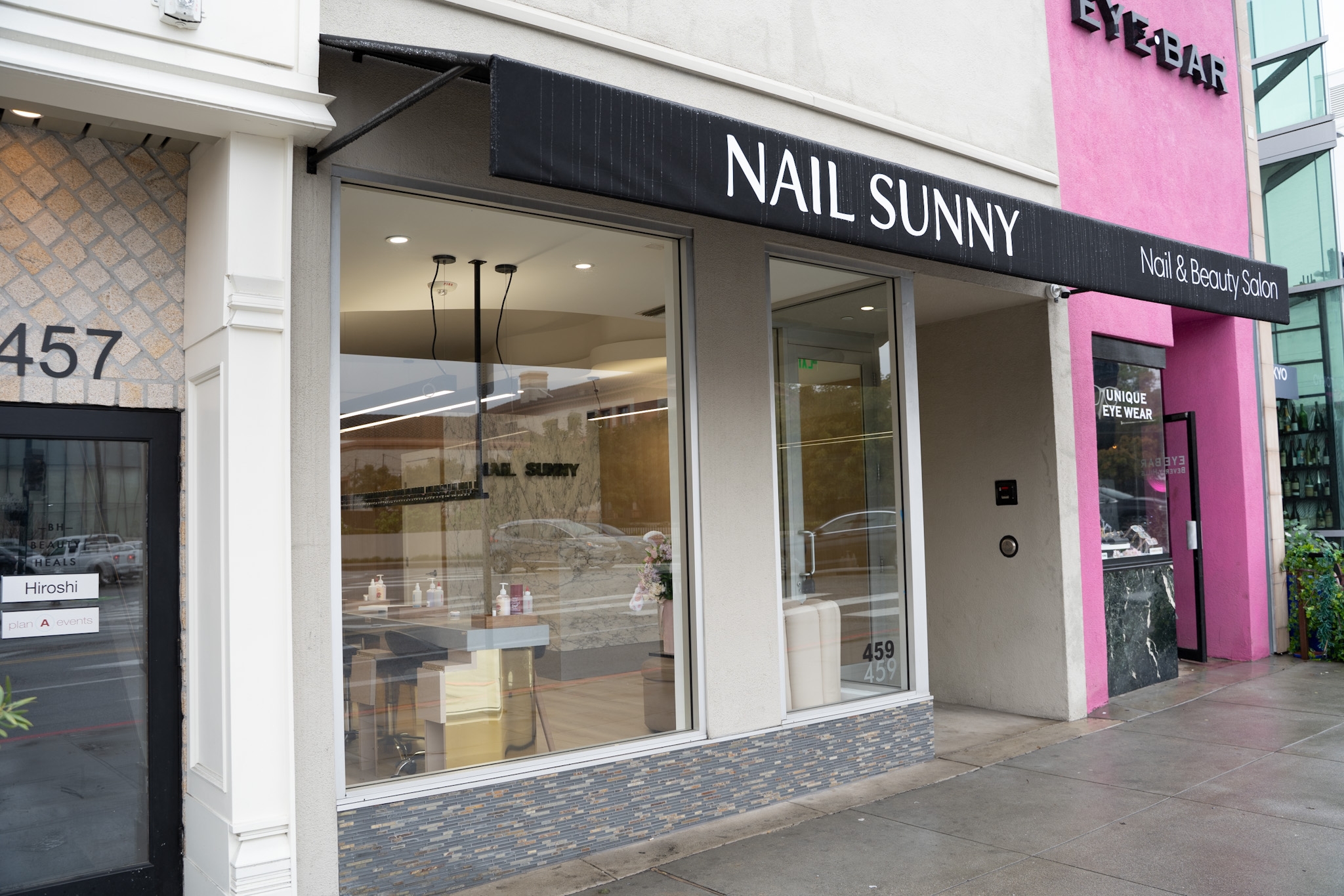 Nail Sunny