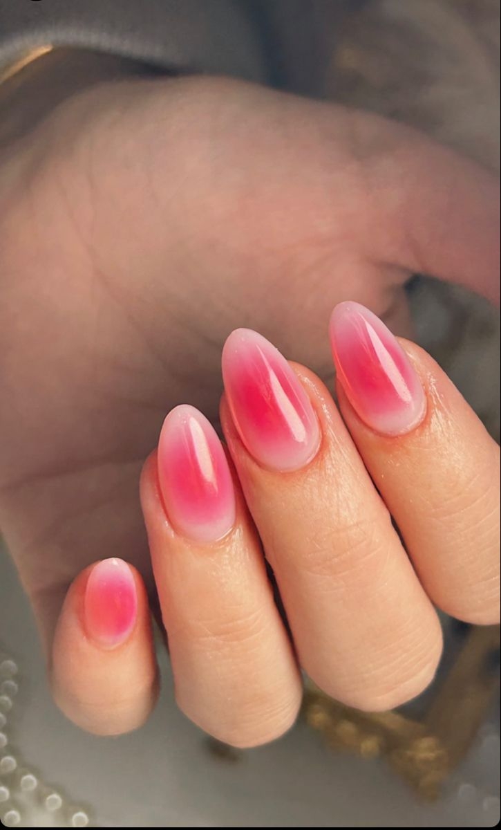 aura nail inspo