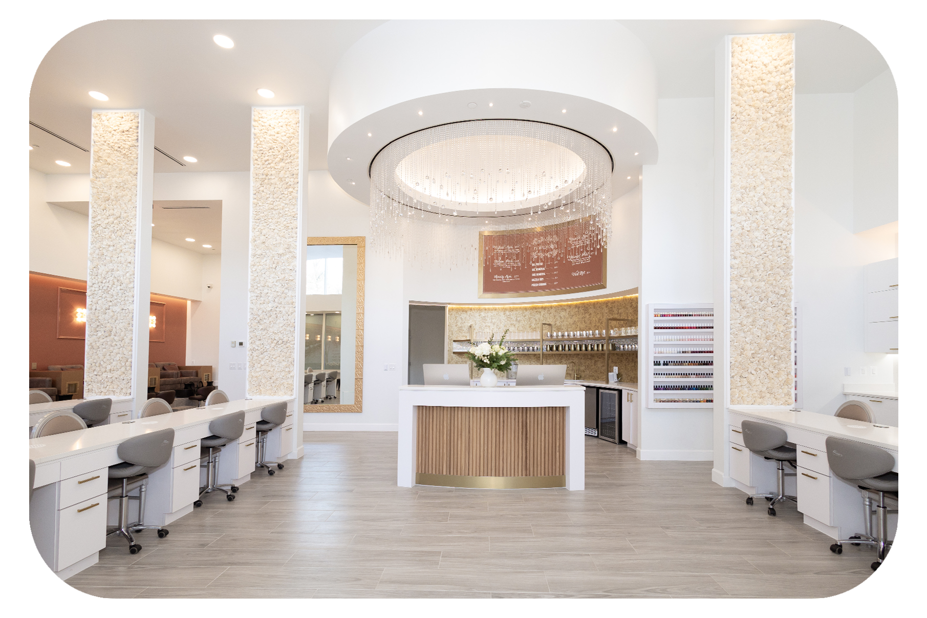 Nailsaloon