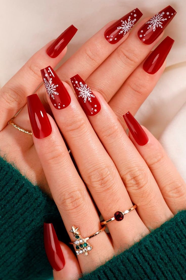 New Year Nail Ideas 2024 Trendy New Year s Nail Art Designs For A Glamorous Celebration