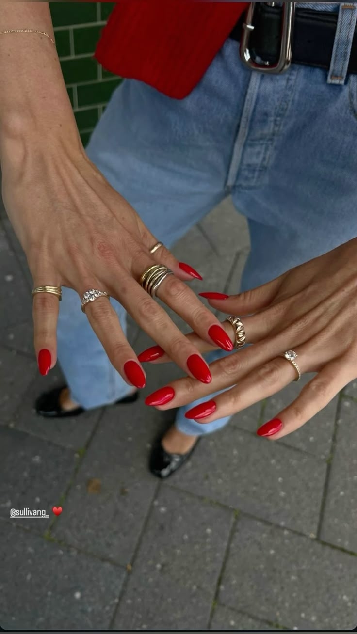 Oh so chic Red Nail Ideas For 2025