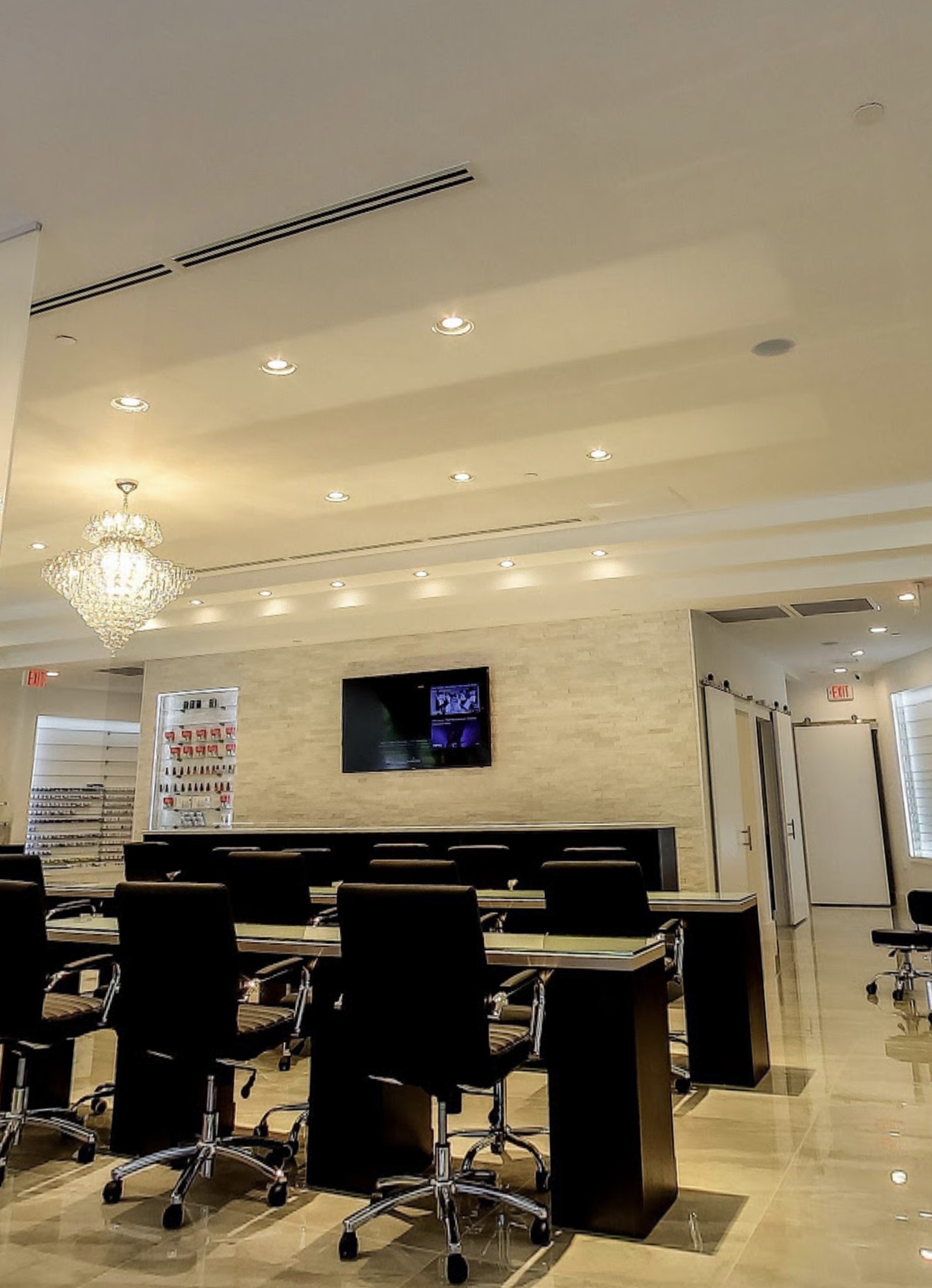 Plantation FL Posh Nail Lounge