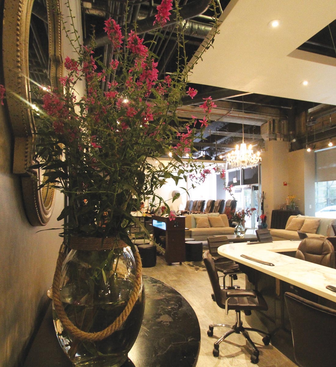 nail salon kansas city