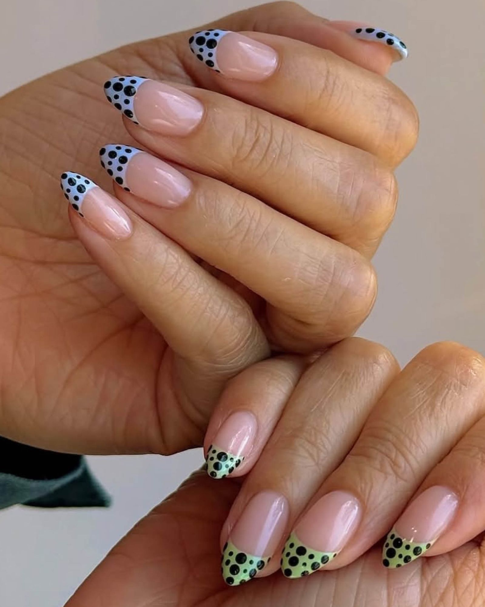 polka dot nail designs