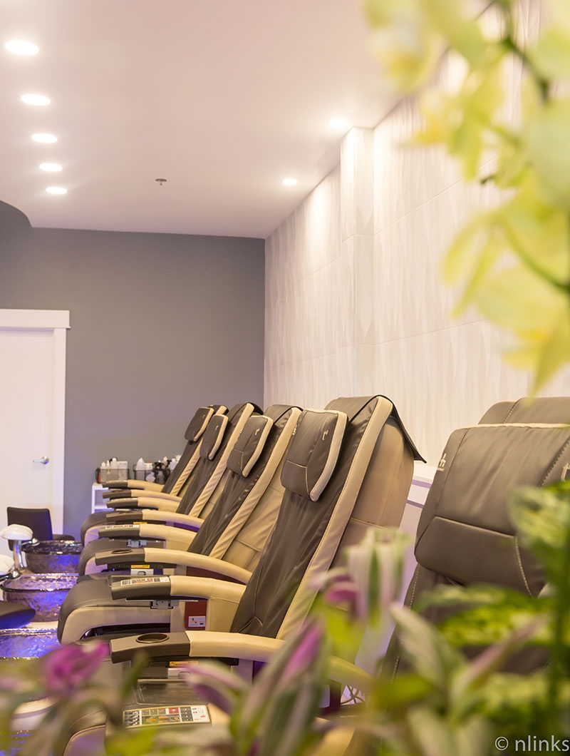 Profestional Nail Care Service Spa Home Levue Nail