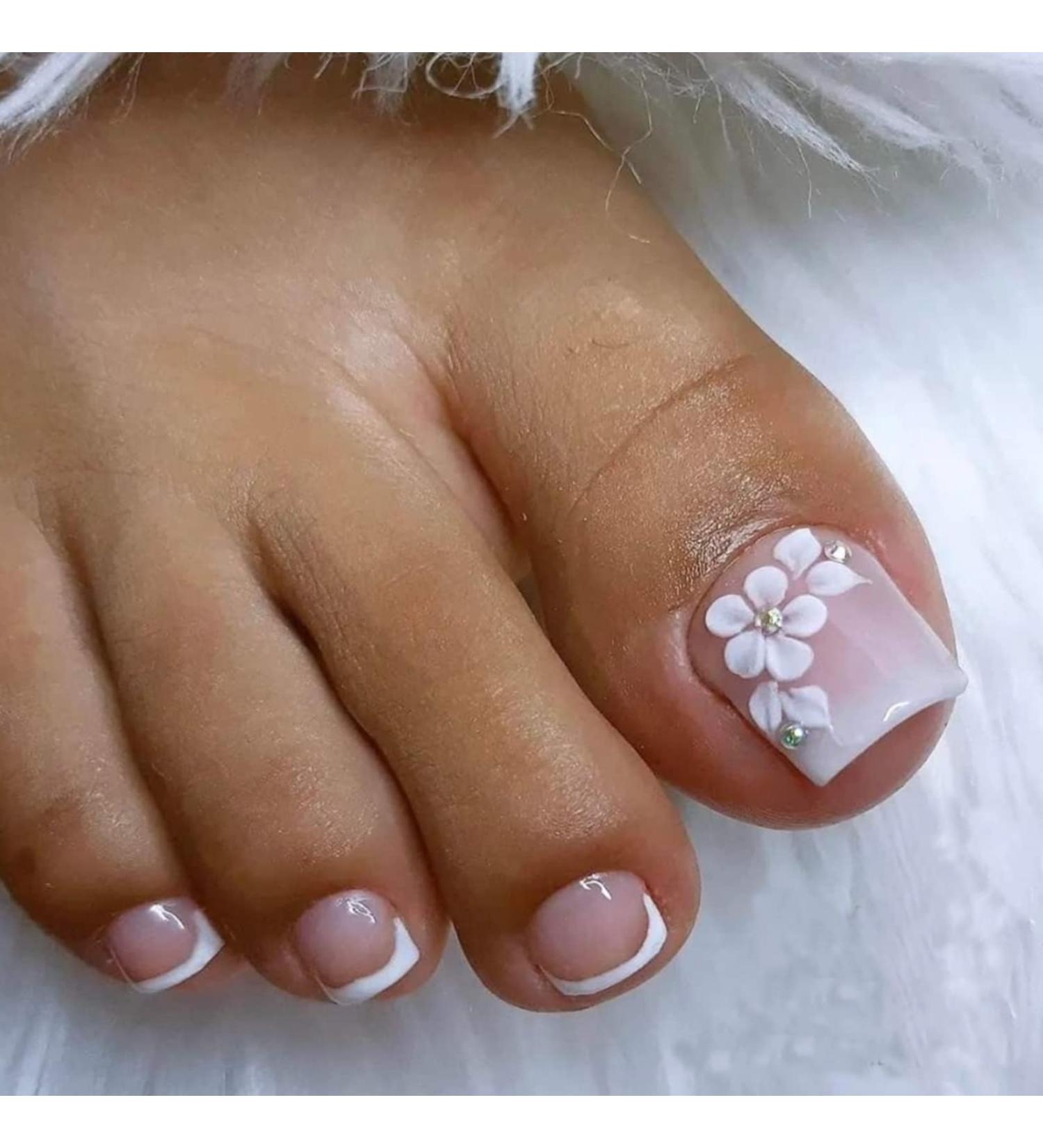 QINGGE Pink Square Fake Toenails With Flowers Rhinestones Acrylic Toe Nails For Women 24pcs Buy Now With Express International Delivery GoSupps