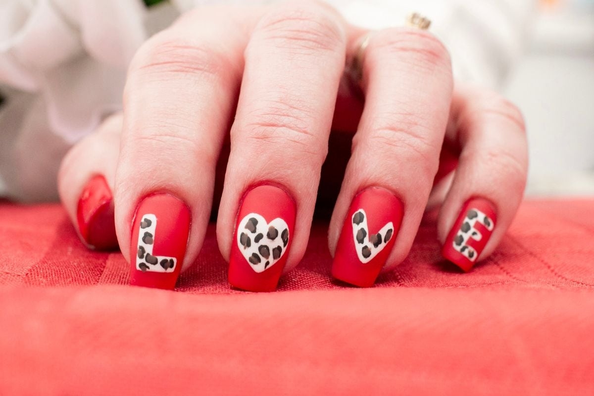 Revealed The Top 7 Trending Valentine s Day Nail Designs Scratch