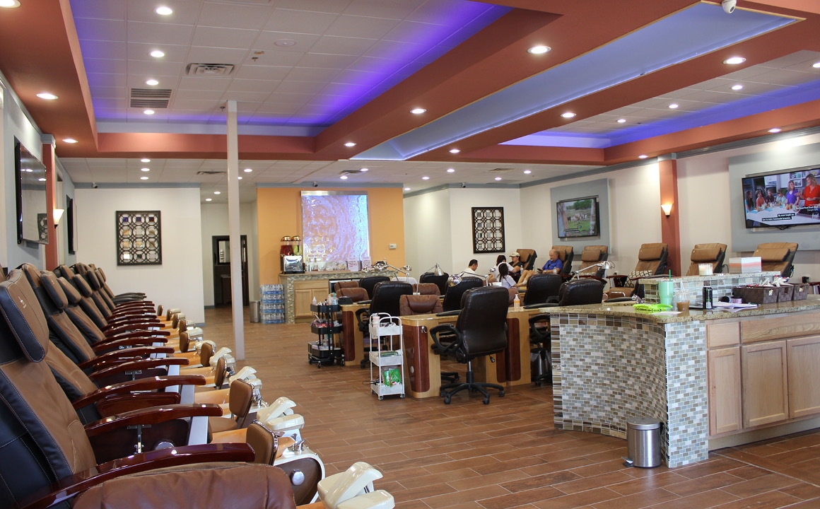 Roanoke Nail Salons