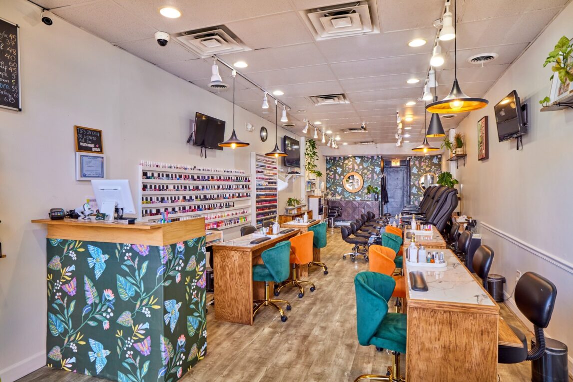 Logan Square Nail Salon