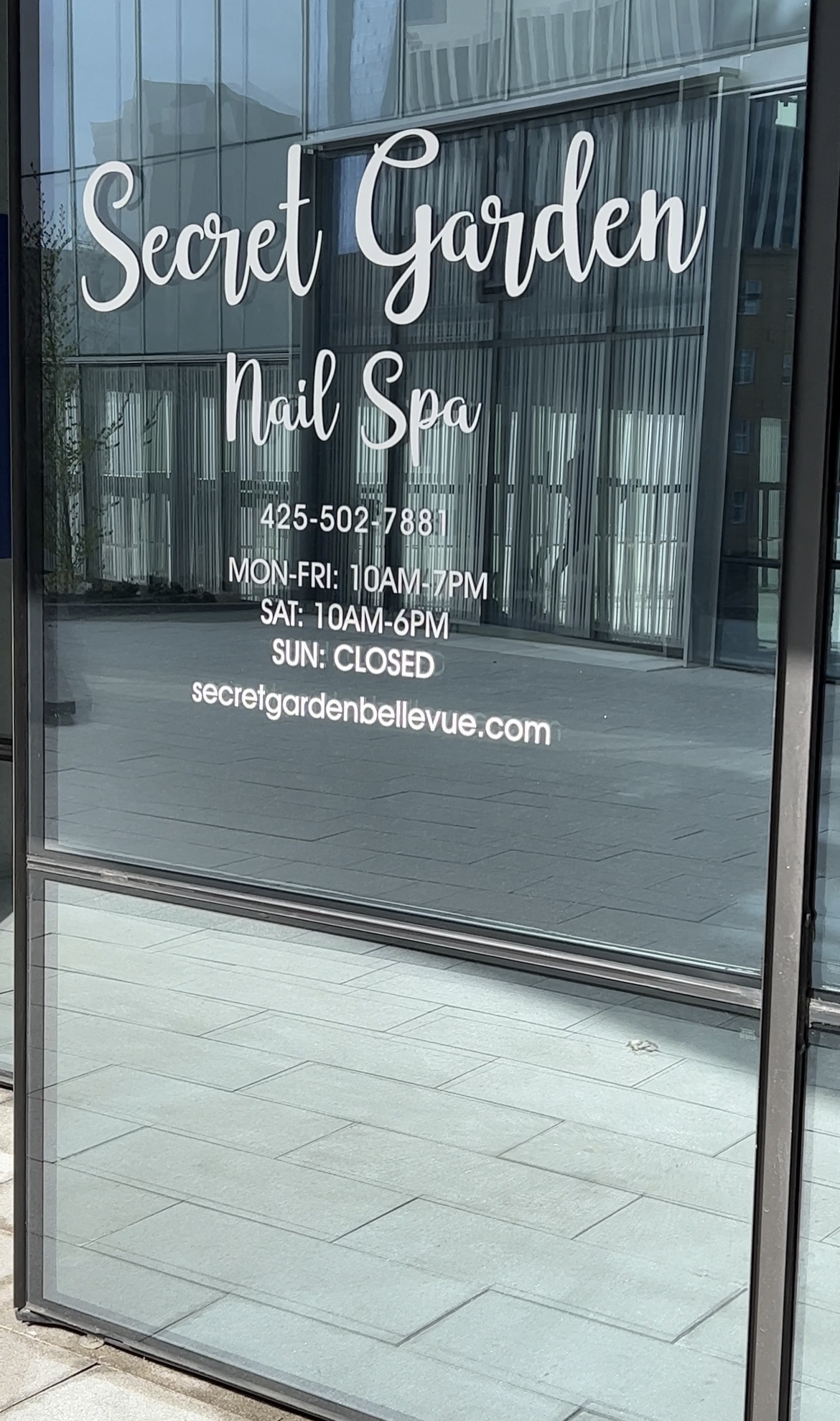 nail salon bellevue