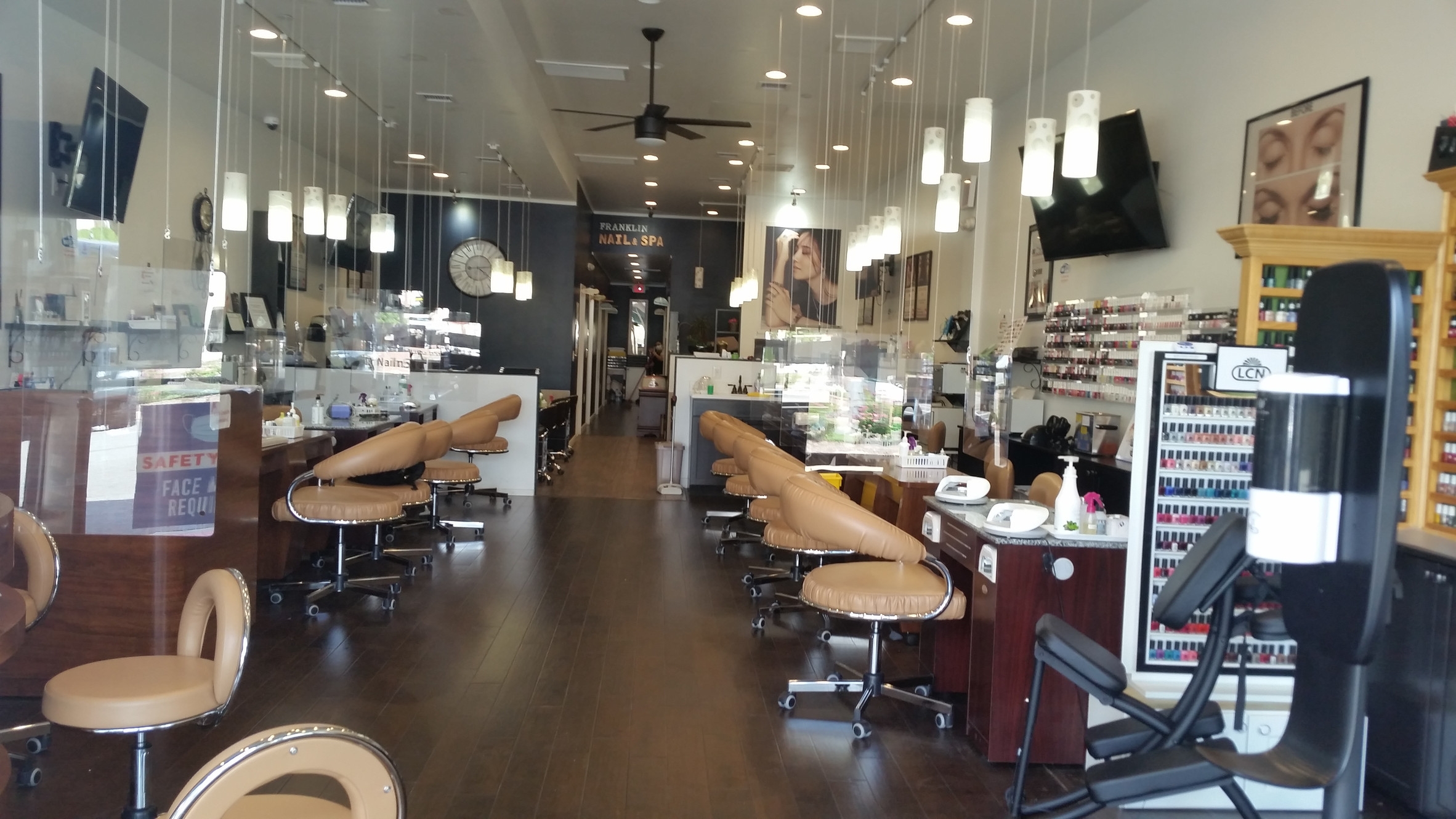 SERVICE Franklinnailnspa