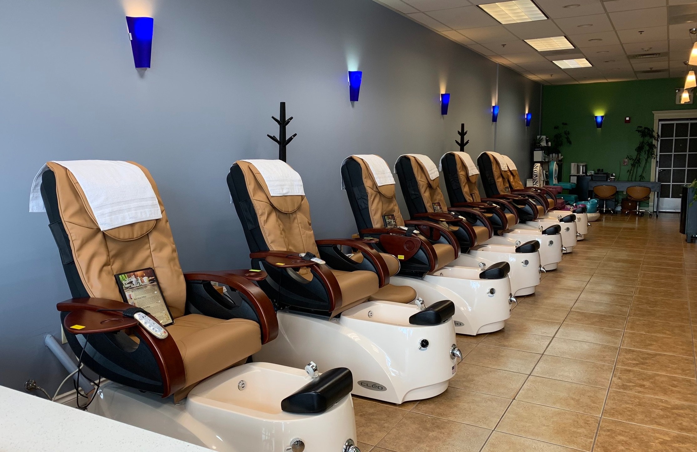 Sky Nail Salon