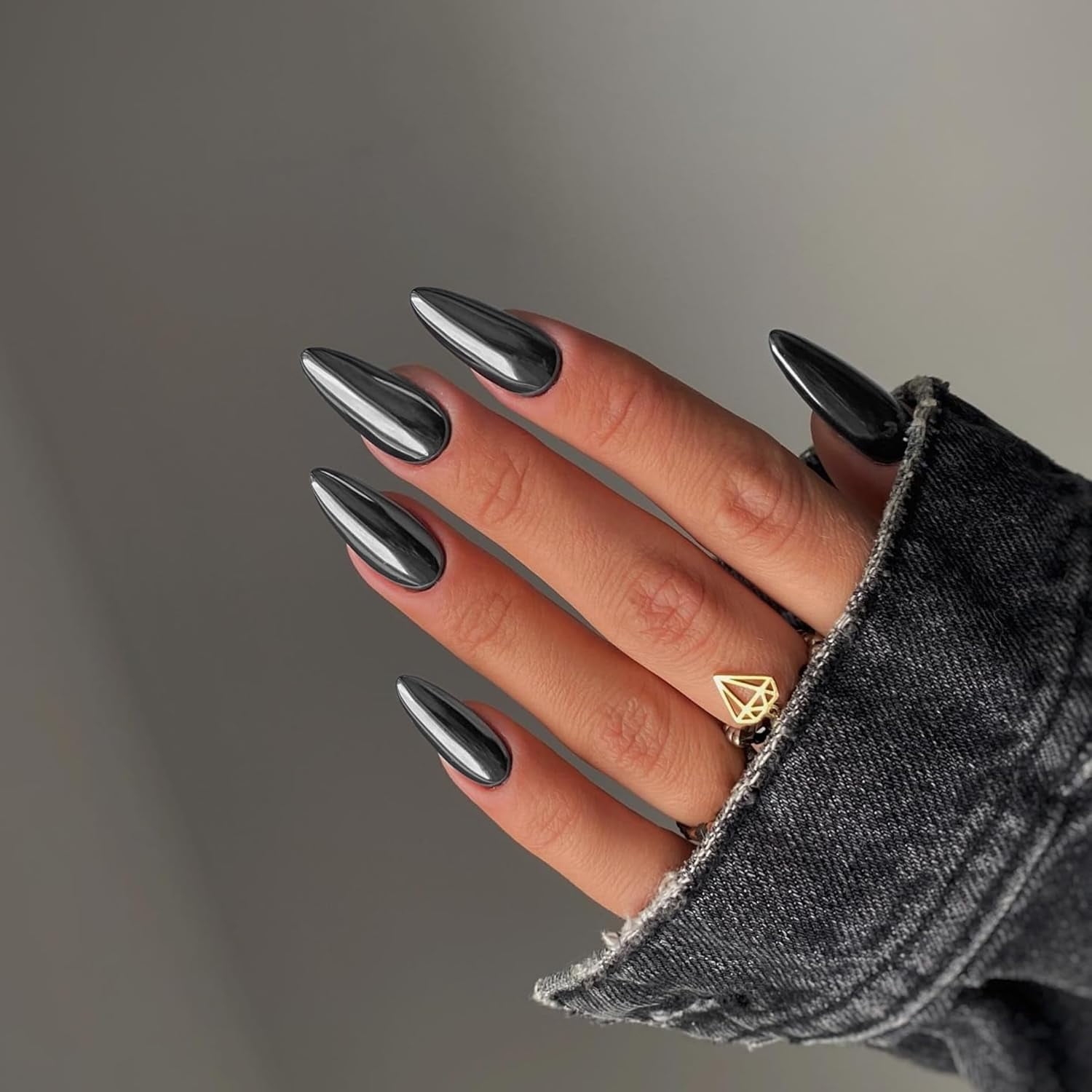 Smoky Grey Chrome Press on Nails Medium Almond Color Mirrored Metal Stiletto False Acrylic Nails With Glitter Design Black Nail Glue For Daily Party Wear False Nail Press on 24 Pieces Walmart
