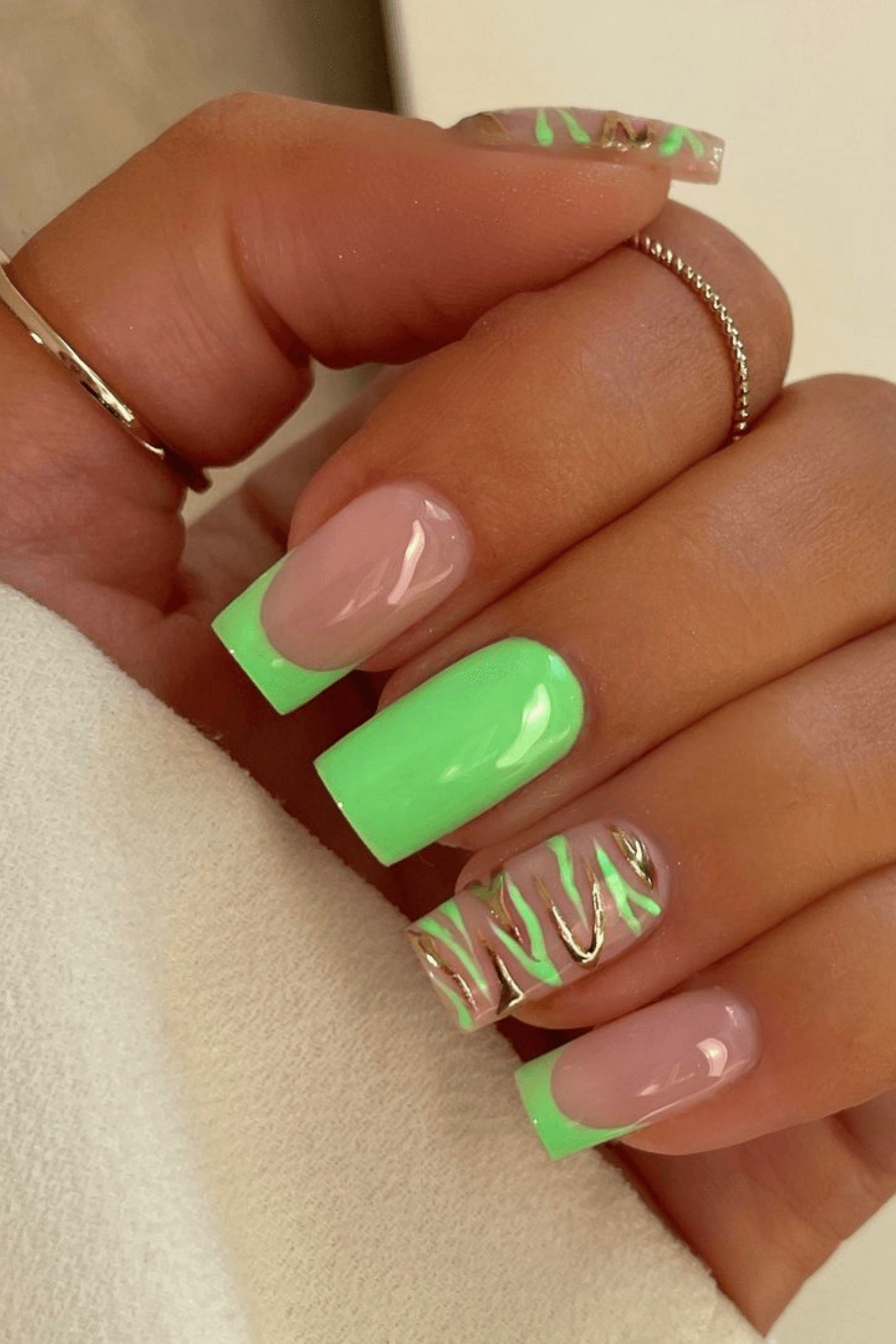 Square Nails Are Making A Comeback 35 Styles To Inspire Your Next Manicure Glamour