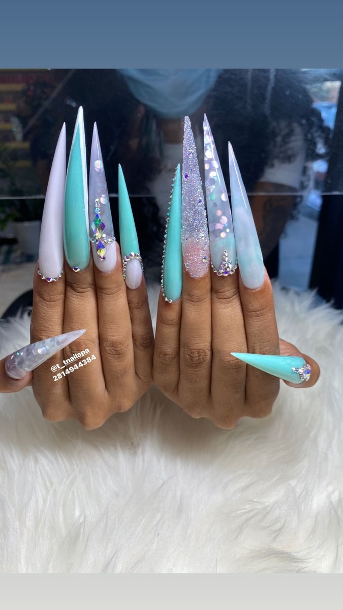 Super Long Nails