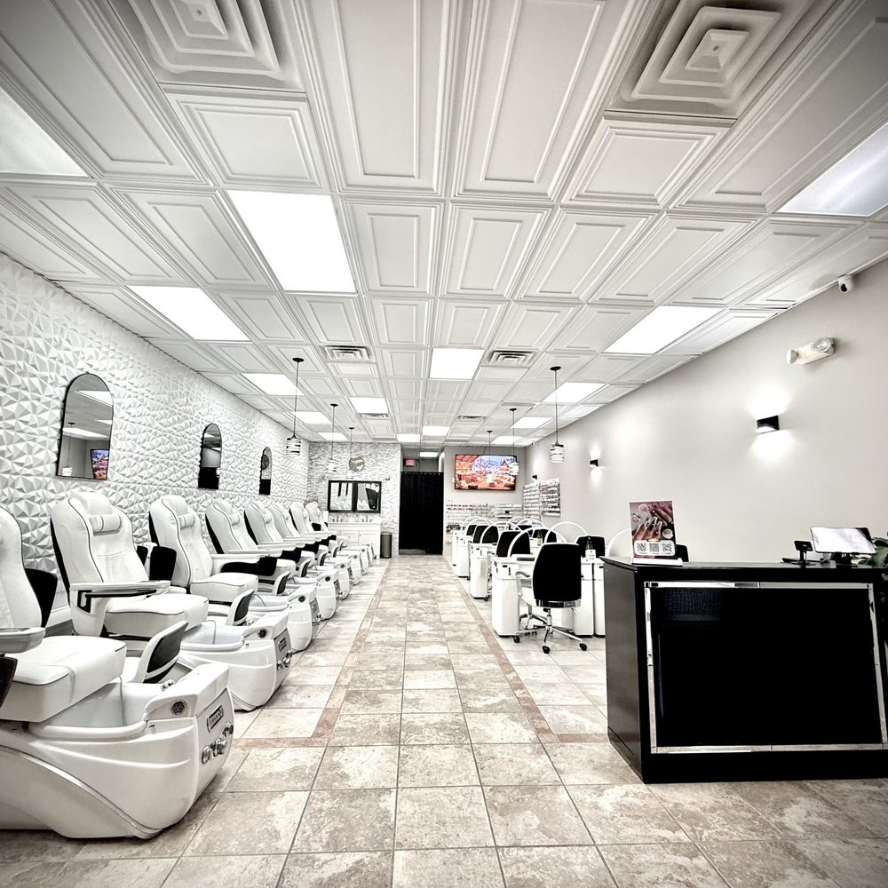 nail salon omaha