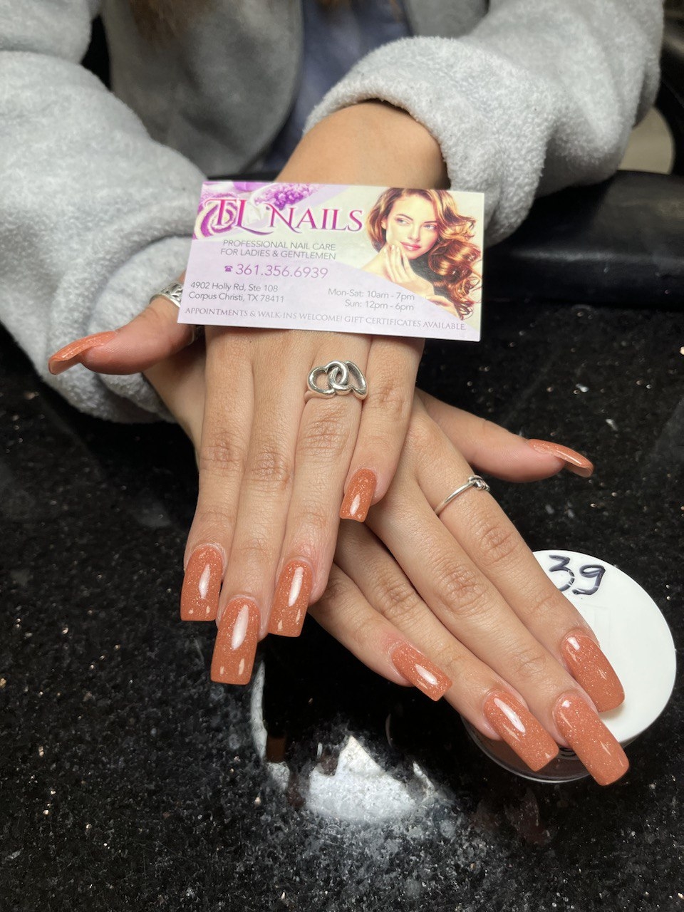 TL Nails