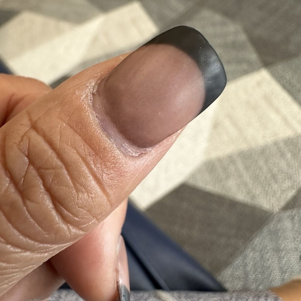 late nail salons open