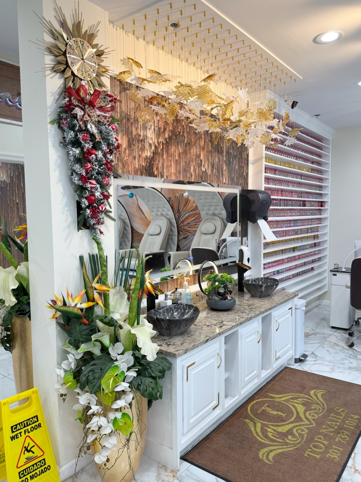 top nail salon