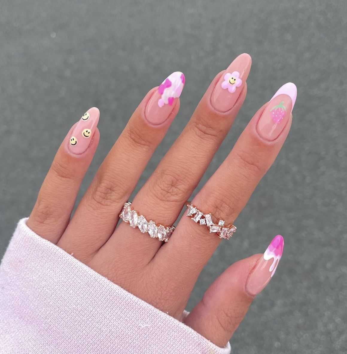TRENDY NAIL INSPO SNOBBISH