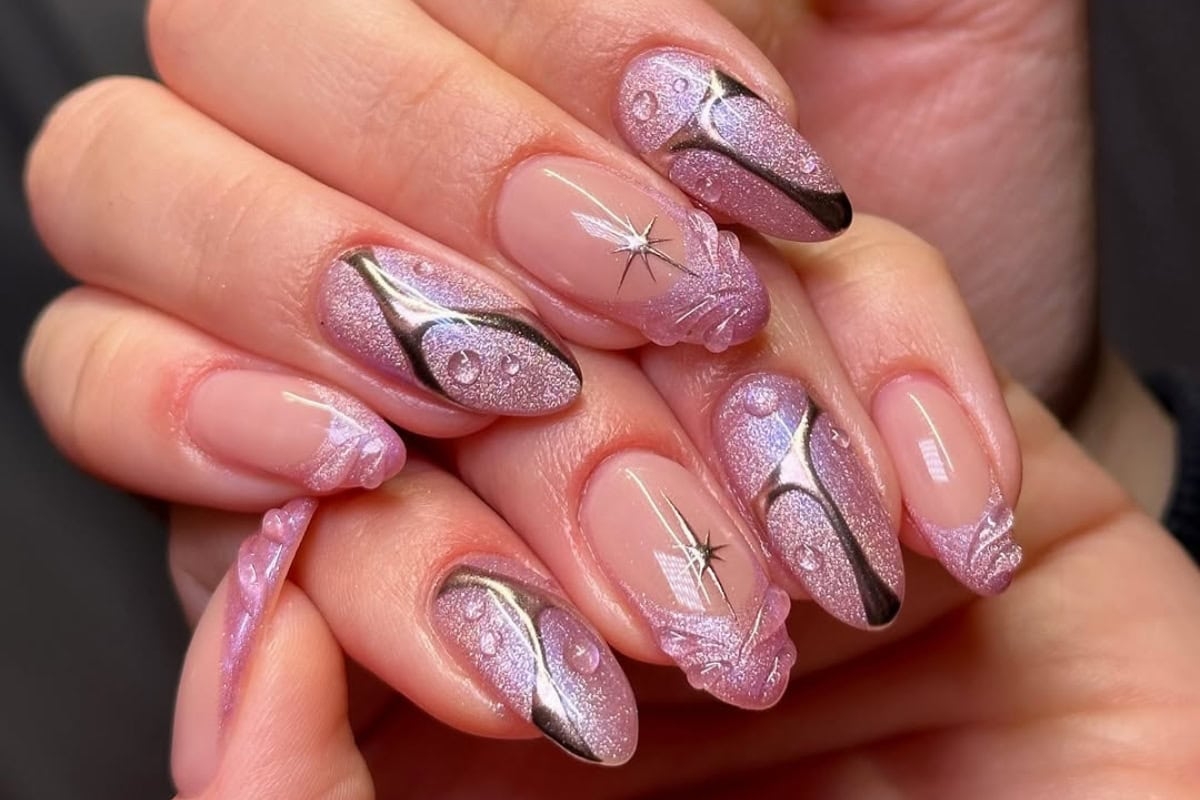 Turn Heads With These 60 Mesmerising Cat Eye Nail Ideas Scratch