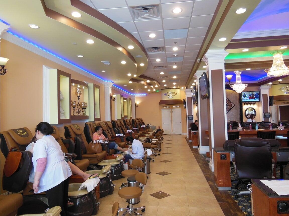 vip nail salon