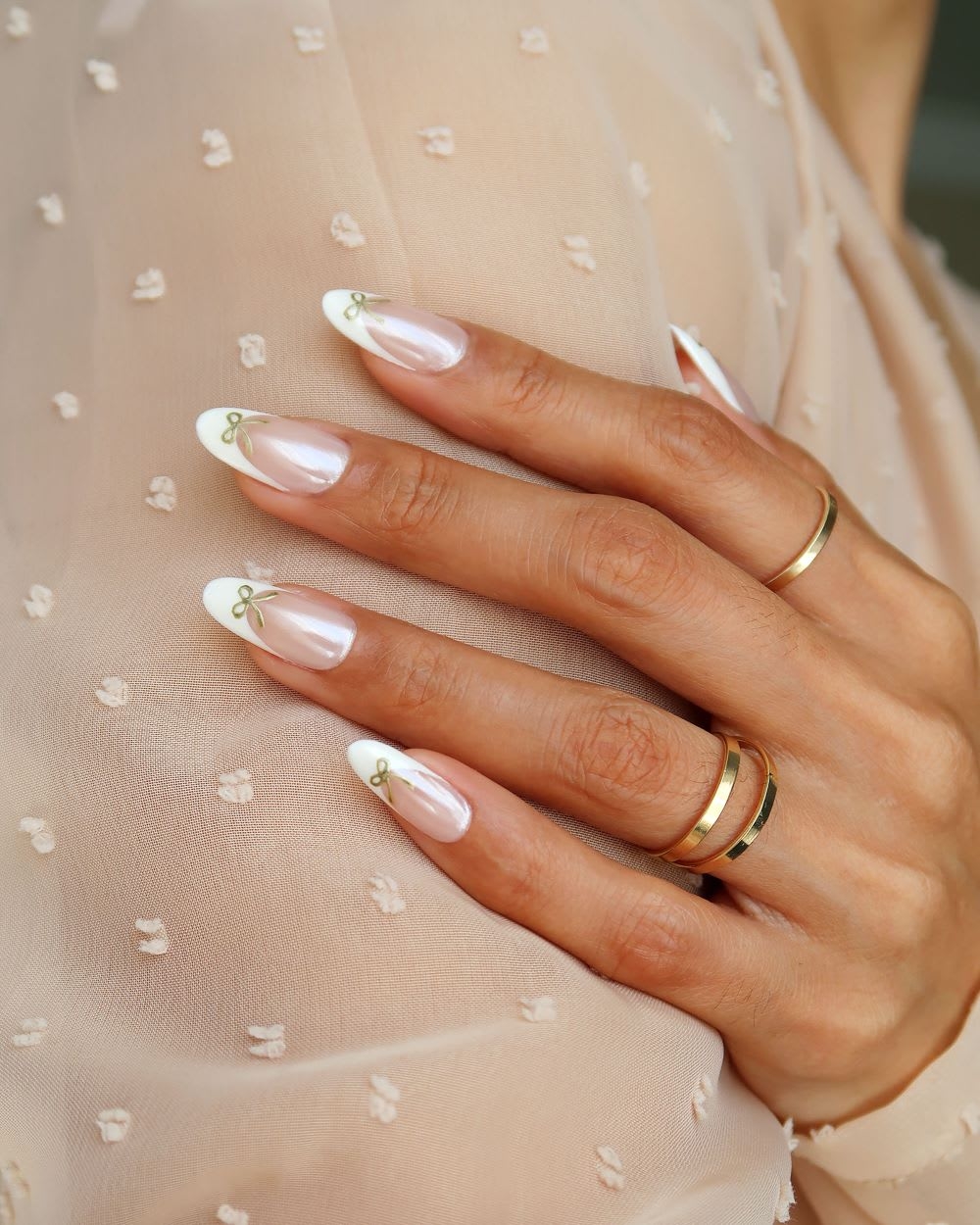 Wedding Ready Chrome French Tip Nails With Bows Lulus Fashion Blog