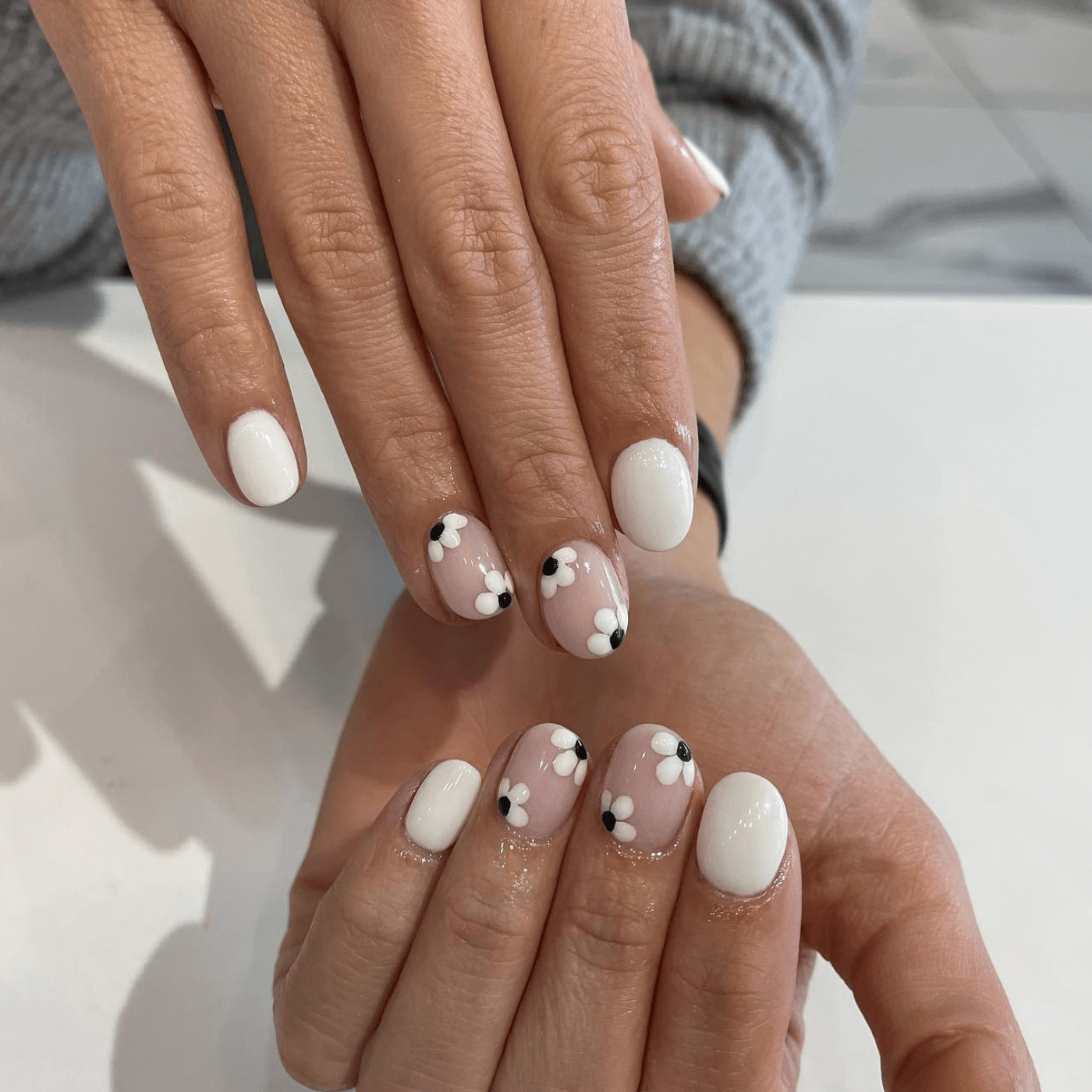 White Nails Ideas 2025 Elegant And Trendy Designs For Every Style Belliata