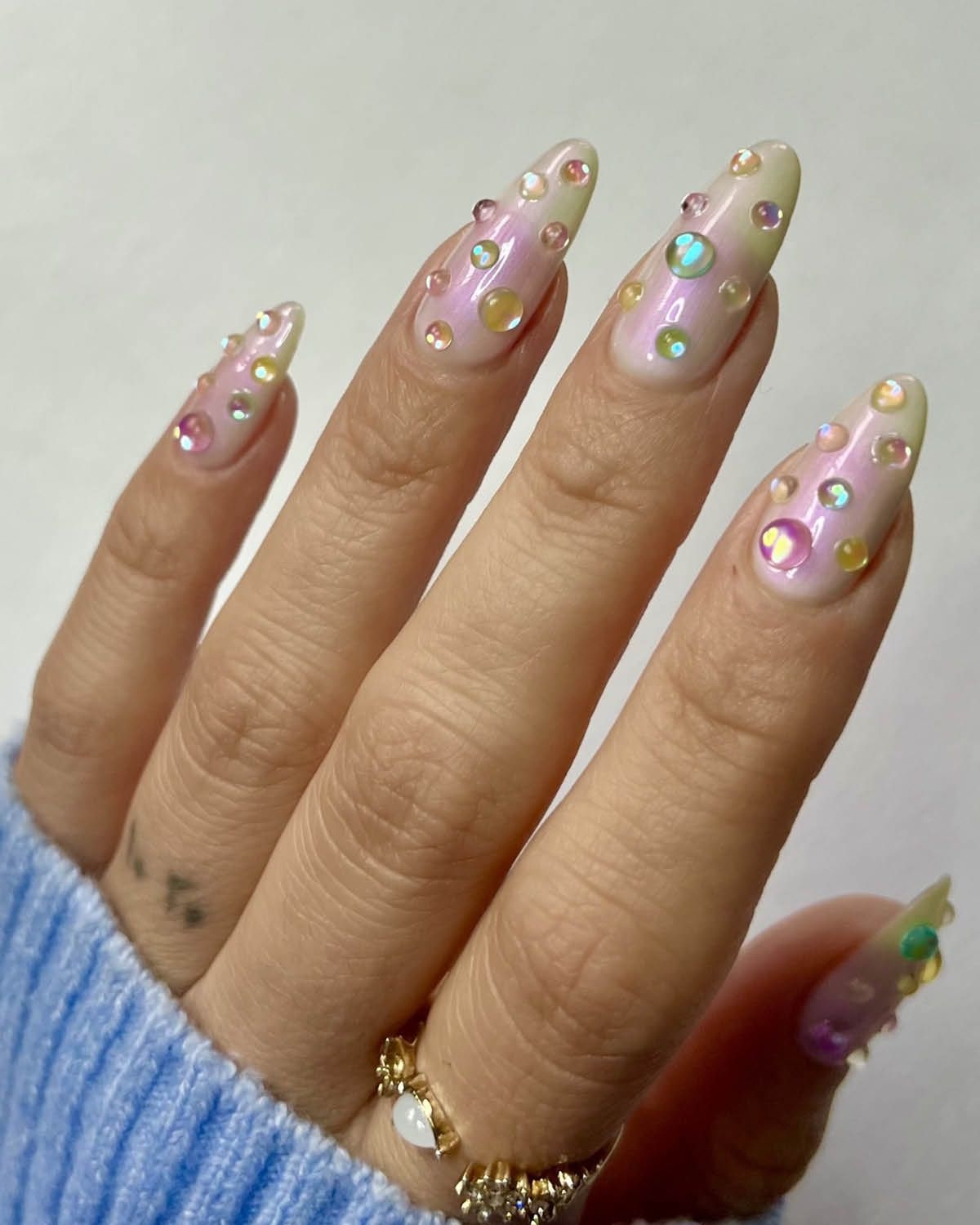y2k nail inspo