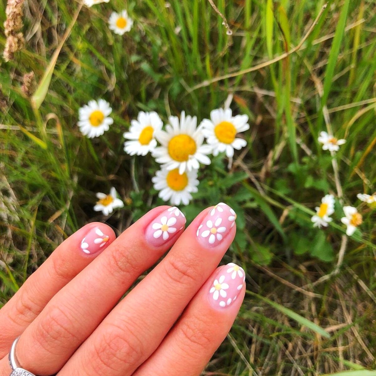 10 Floral Nail Art Designs To Try For Stunning Nails