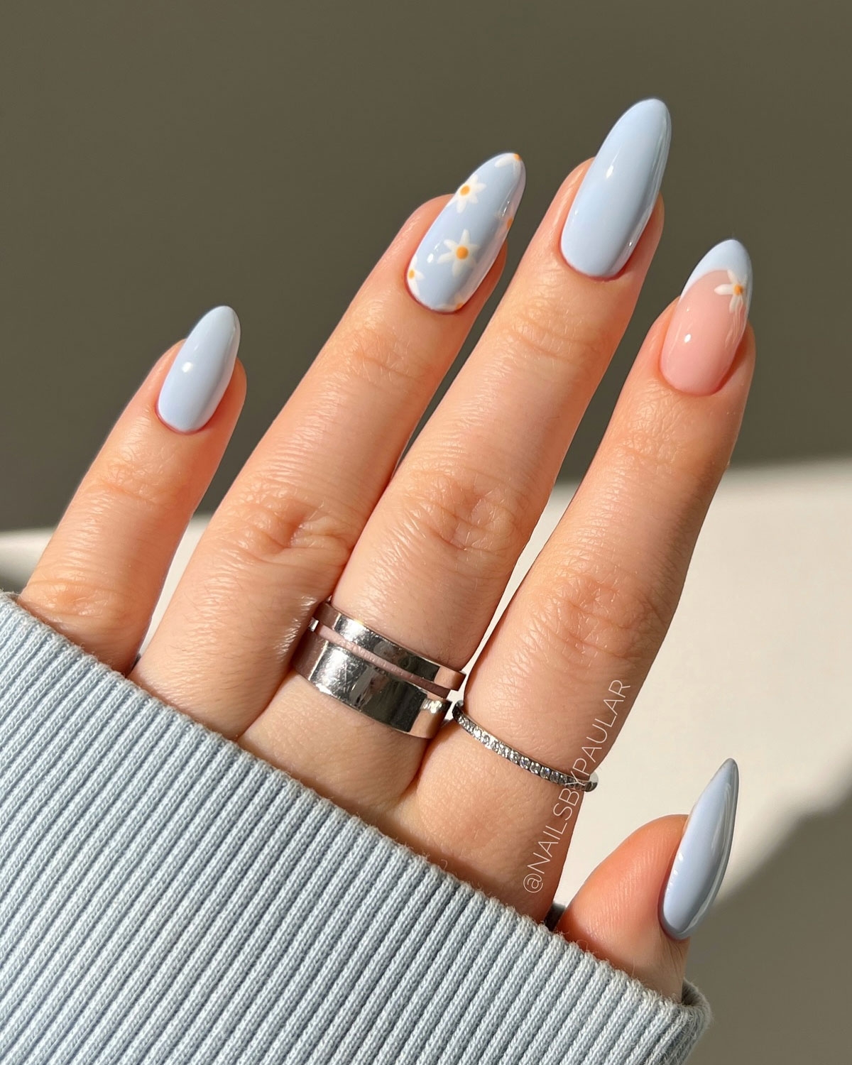 cool nail colors for spring